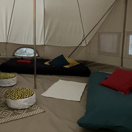 Grande Tente Tipi En Pleine Foret Burzet Экстерьер фото